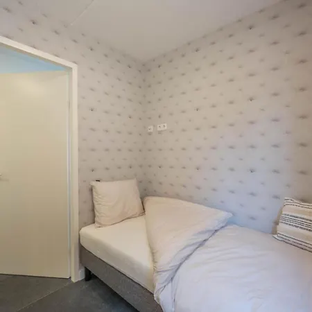 Meerzicht 24 - Luxury Family With Beautiful Side View